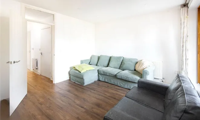 Недвижимость Lyme Grove House, Lyme Grove, Loddiges Road: 2