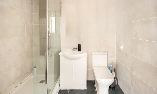 Недвижимость Lyme Grove House, Lyme Grove, Loddiges Road: 4