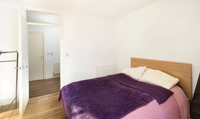 Недвижимость Lyme Grove House, Lyme Grove, Loddiges Road: 7