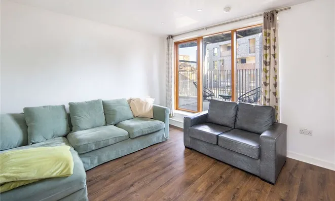 Недвижимость Lyme Grove House, Lyme Grove, Loddiges Road: 12