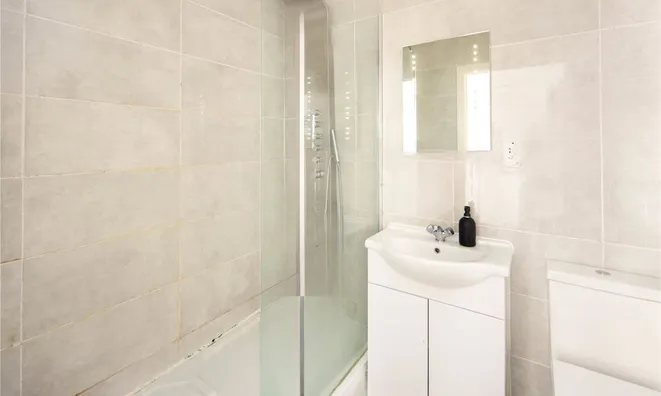 Недвижимость Lyme Grove House, Lyme Grove, Loddiges Road: 14