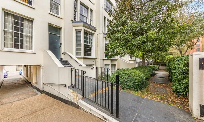 Недвижимость Cliff Court, Cliff Road: 7