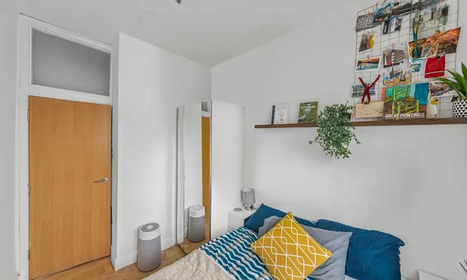 Недвижимость Cliff Court, Cliff Road: 11