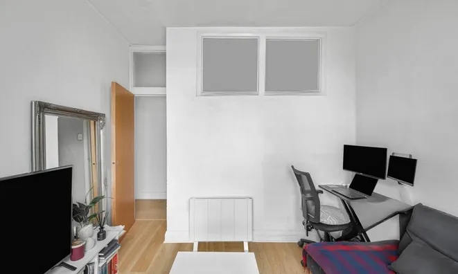 Недвижимость Cliff Court, Cliff Road: 14