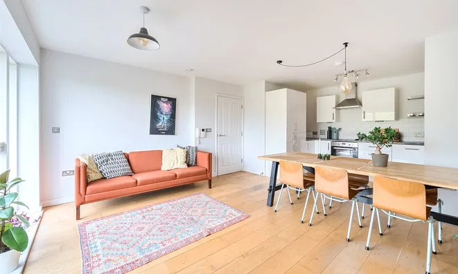 Недвижимость Glengall Road: 10