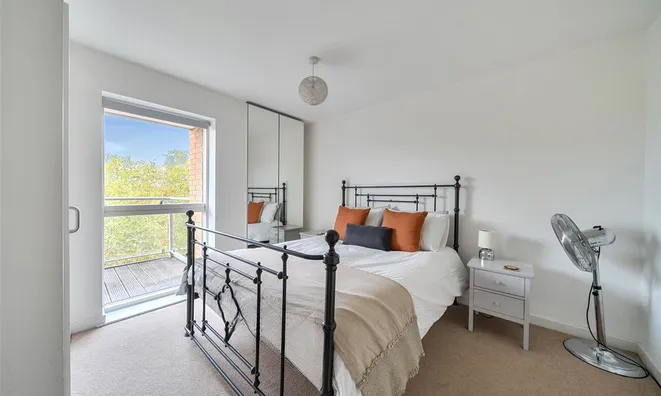 Недвижимость Glengall Road: 11