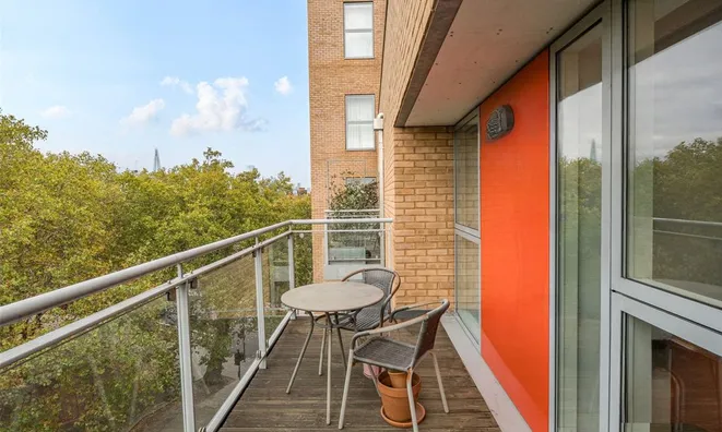 Недвижимость Glengall Road: 16