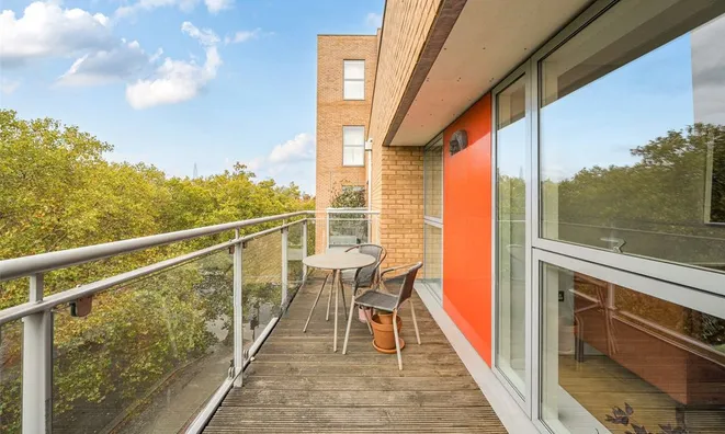 Недвижимость Glengall Road: 18