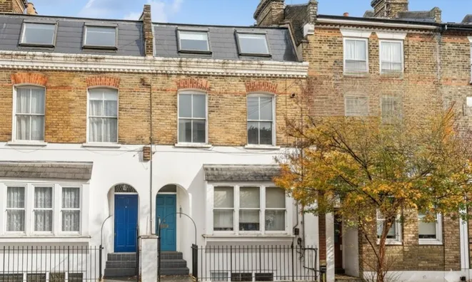 Недвижимость Landor Road: 9