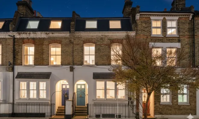 Недвижимость Landor Road: 11