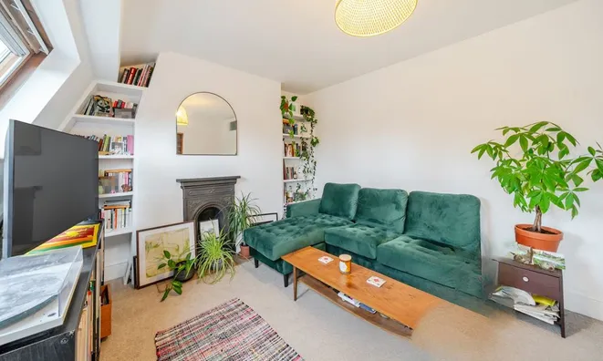 Недвижимость Landor Road: 19