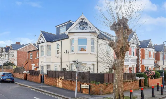 Недвижимость Melrose Avenue: 5