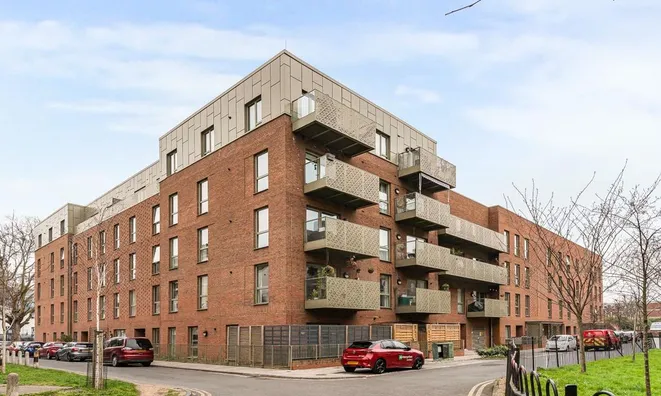 Недвижимость Broome Way: 7