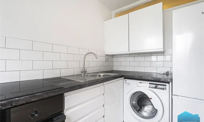 Недвижимость Deanery Close: 2