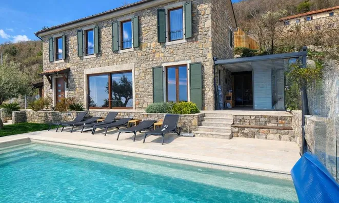 Недвижимость Семейный дом Поляне, Опатия: 2