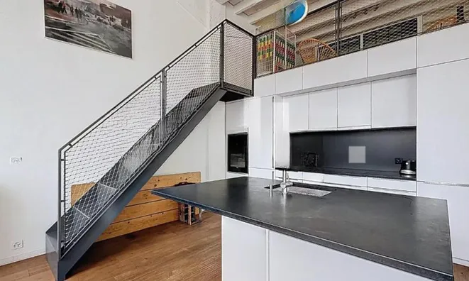 Недвижимость Loft 6 rooms: 2