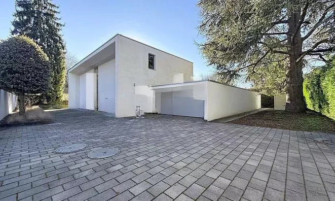 Недвижимость Single house 9 rooms: 1