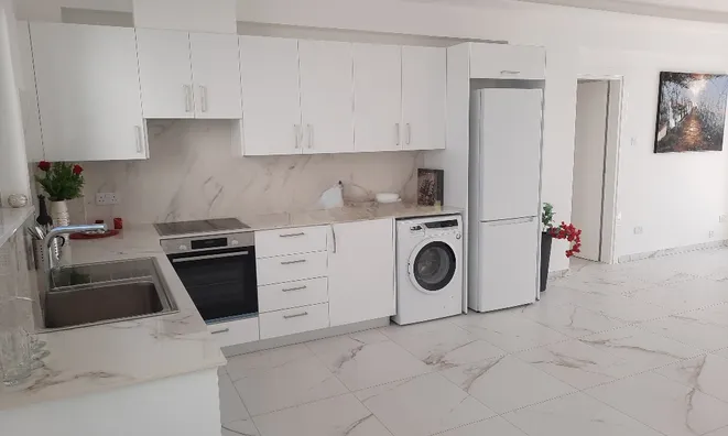 Недвижимость 4 Bedroom Penthouse Apartment for Sale in Skala. Larnaca: 3