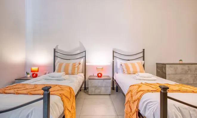 Недвижимость Sliema Seaview Apartment: 12