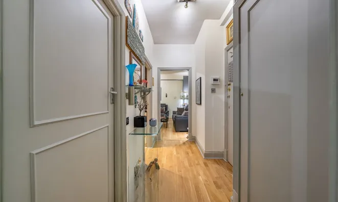 Недвижимость Grove Hall Court, Hall Road: 1