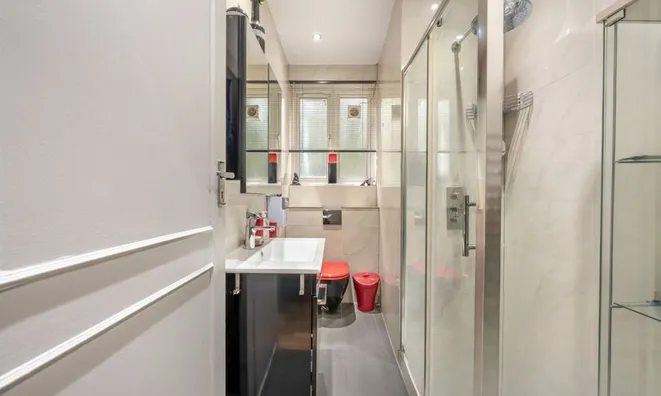 Недвижимость Grove Hall Court, Hall Road: 4