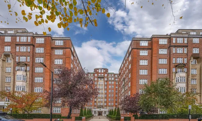 Недвижимость Grove Hall Court, Hall Road: 6