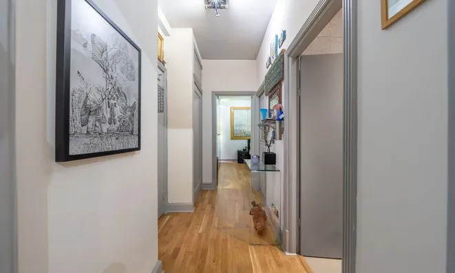 Недвижимость Grove Hall Court, Hall Road: 9