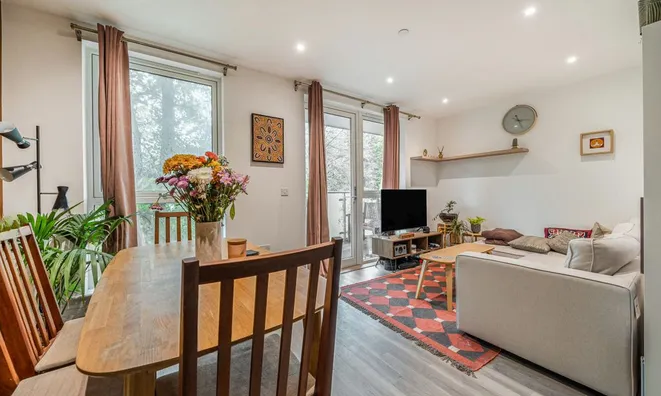 Недвижимость Avenue Road: 3