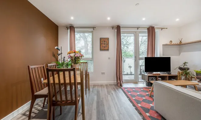 Недвижимость Avenue Road: 14