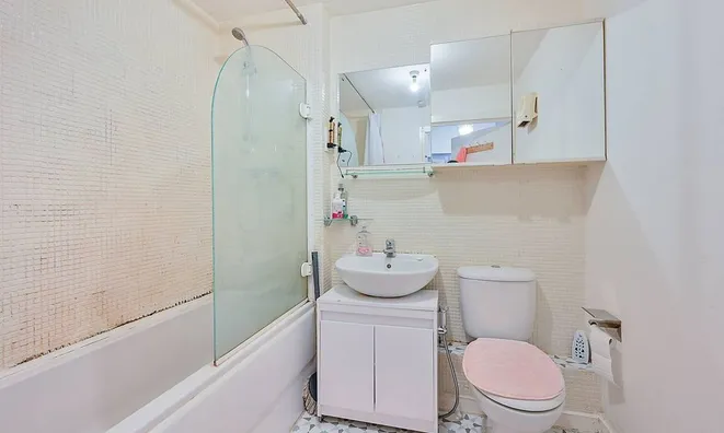 Недвижимость Victoria Road, North Acton: 2