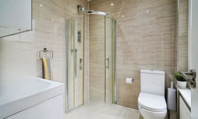 Недвижимость Coldharbour Lane: 3