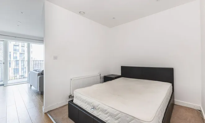 Недвижимость Atkins Square: 1