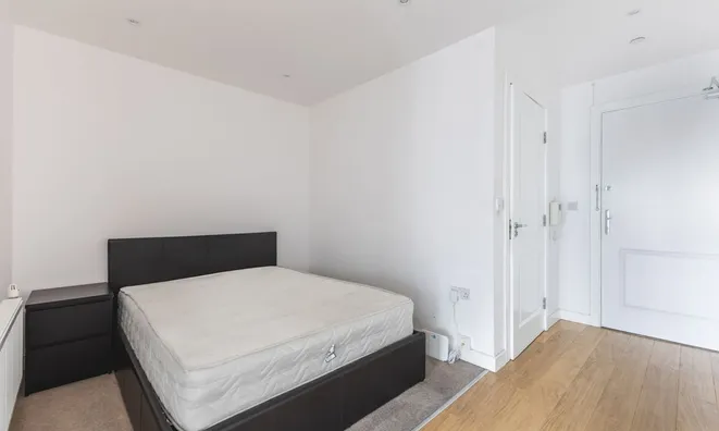 Недвижимость Atkins Square: 2