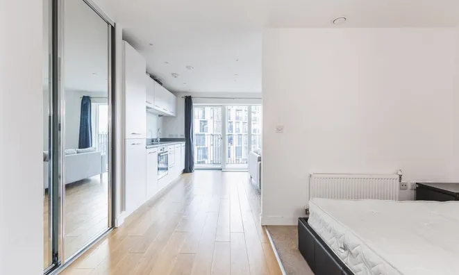 Недвижимость Atkins Square: 10