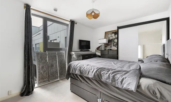 Недвижимость Chesworth Court, Fulneck Place: 2