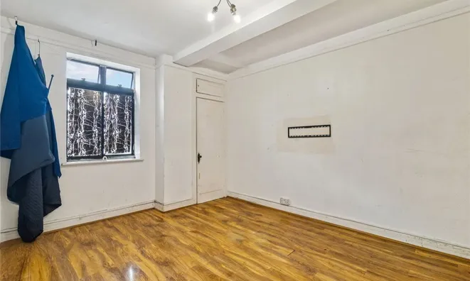 Недвижимость Upper Berkeley Street: 2