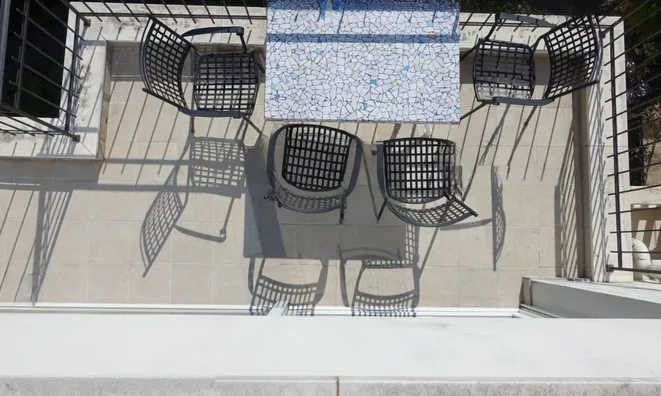 Недвижимость Четырехкомнатная квартира  
: 7