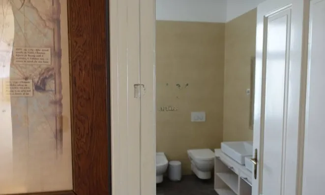 Недвижимость Четырехкомнатная квартира  
: 10