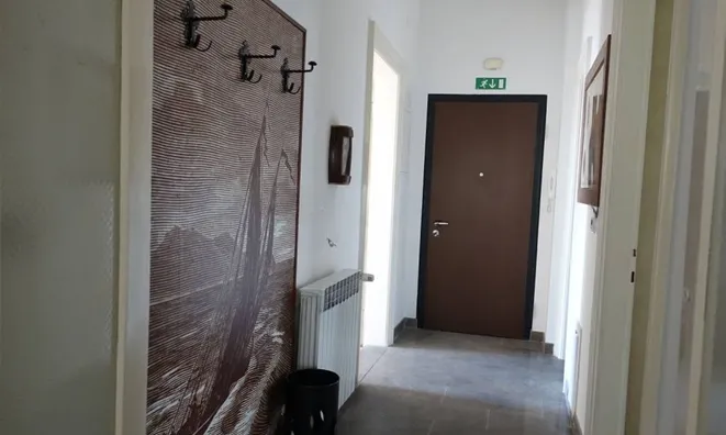 Недвижимость Четырехкомнатная квартира  
: 13