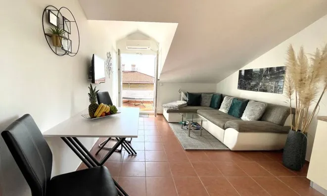 Недвижимость Двухкомнатная квартира, Опатия.: 3