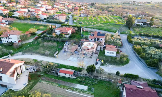 Недвижимость Дом в Побеги: 8