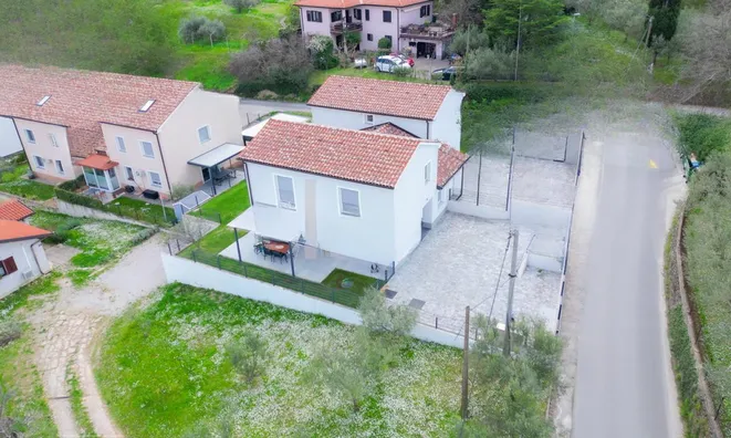 Недвижимость Дуплекс Ново Гриньян: 5