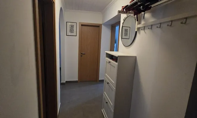 Недвижимость Трёхкомнатная квартира ИЗОЛА: 3