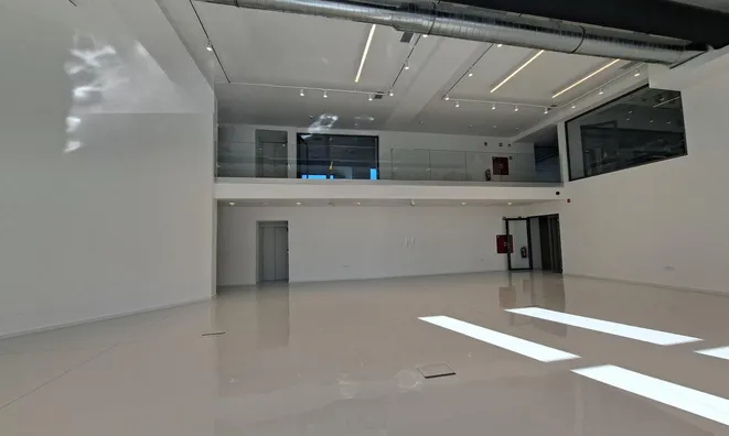 Недвижимость Коммерческое помещение Вич: 5