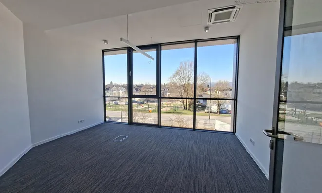 Недвижимость Коммерческое помещение Вич: 10