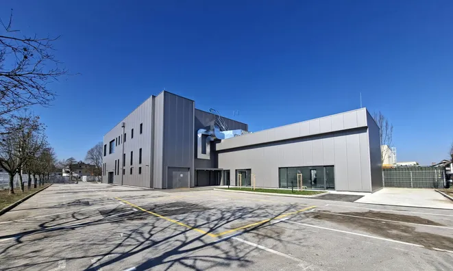 Недвижимость Офисное помещение Вич: 3