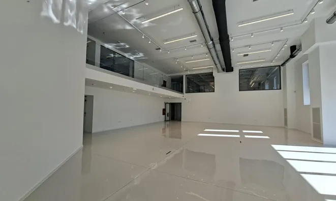 Недвижимость Офисное помещение Вич: 6