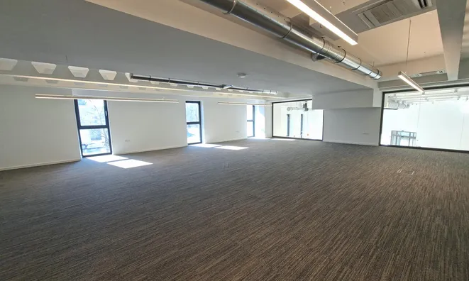 Недвижимость Офисное помещение Вич: 12