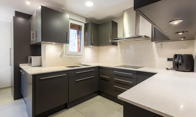 Недвижимость Apartment for sale in Santa Coloma, 3 bedrooms: 9