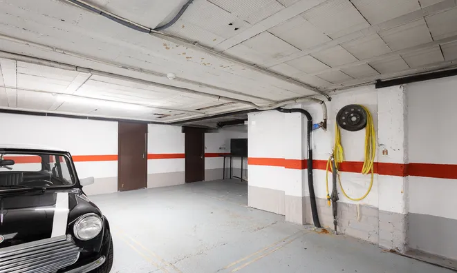 Недвижимость Apartment for sale in Santa Coloma, 3 bedrooms: 12